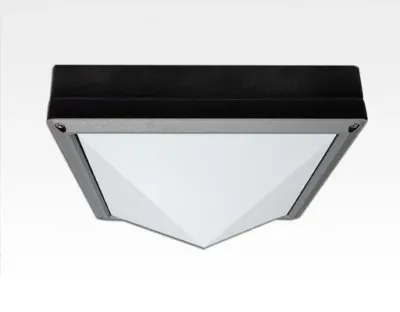 20W LED WandDeckenleuchte anthrazit quadr. pyramide Warm Weiß / 2700-3200K 900lm 230VAC IP54 120Grad -Ausstellungsstück mit kleinen Schönheitsfehler