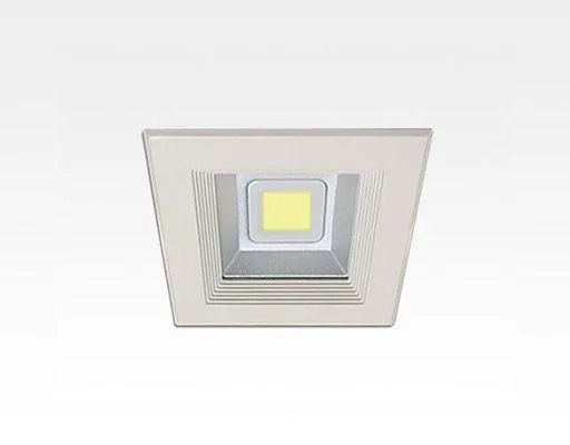 8W LED Einbau Downlight weiß quadratisch Warm Weiß / 2700-3200K 520lm 230VAC IP40 120Grad