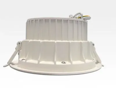 8W LED Einbau Downlight weiß rund Warm Weiß / 2700-3200K 480lm 230VAC IP44 120Grad — Bild 2