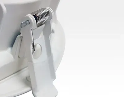 20W LED Einbau Downlight weiß rund Warm Weiß / 2700-3200K 1200lm 230VAC IP44 120Grad -Ausstellungsstück mit kleinen Schönheitsfehlern — Bild 4