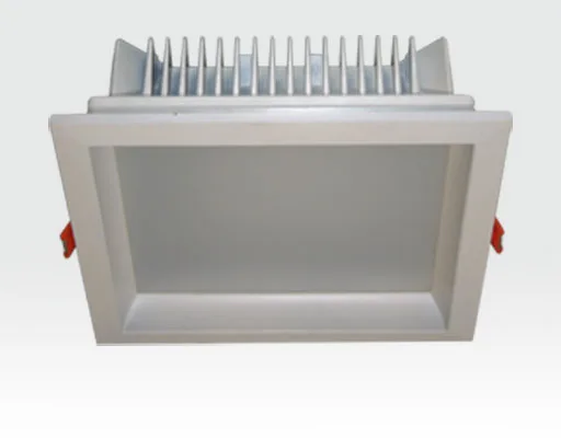 24W LED Einbau Downlight weiß quadratisch Warm Weiß / 2700-3200K 2160lm 230VAC IP44 120Grad -Ausstellungsstück mit kleinen Schönheitsfehler