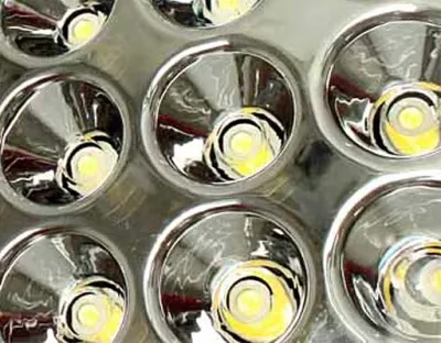 16W LED Strahler Neutral Weiss 1280lm 60Grad / 4000-4500K IP65 230VAC 210x175x115mm — Bild 9