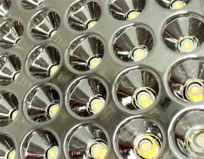 39W LED Strahler Neutral Weiss 3120lm 60Grad / 4000-4500K IP65 230VAC — Bild 7