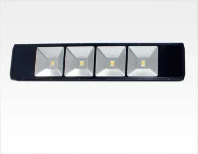 400W LED 4fach Strahler Neutral Weiss 120Grad  / 4000-4500K IP44 230VAC 985x292x115 — Bild 2
