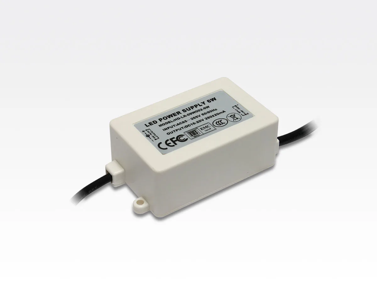 6W LED Driver dimmbar mit universal Triac Dimmer (Phasen An/Ab) / mit Stecker für neue Serie