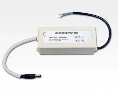 36W LED Paneel Zwischendecke 2300lm 4000K 0-10V dimmbar 610x610mm 240VAC mit Schönheitsfehler — Bild 4