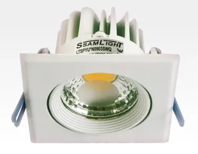 3W LED Einbau Spotleuchte weiß quadratisch Neutral Weiß / 4000-4500K 180lm 230VAC IP44 65Grad - ohne Verpackung mit kleinen Schönheitsfehlern