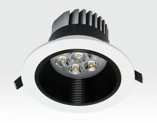 7W LED Einbau Spotleuchte weiß rund Warm Weiß / 2700-3200K 455lm 230VAC IP40 120Grad